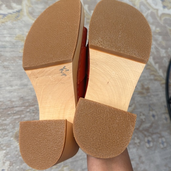 NEW Tuckernuck Swedish Hasbeens Preppy Red Slip Ins Clogs Size 38 - Picture 9 of 13